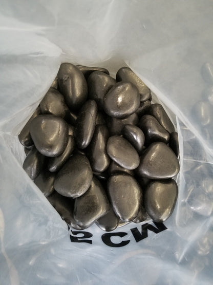 Polished Black Decorative Pebbles – 1 Tonne Bags