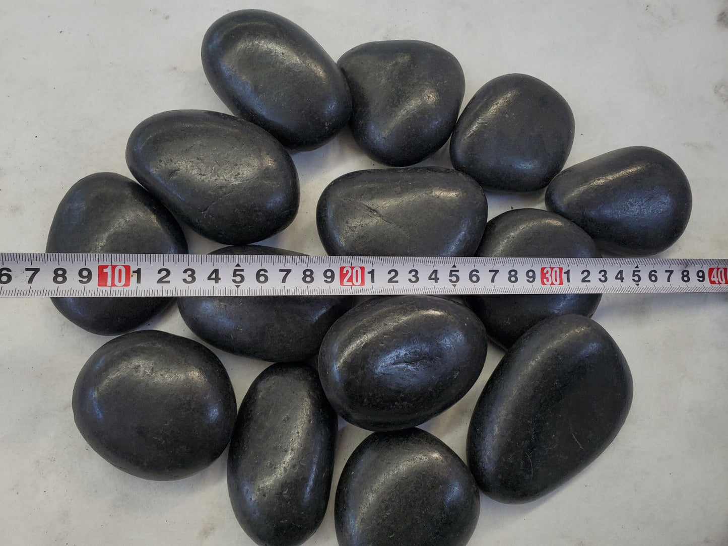 Charcoal / Black Decorative Pebbles – 15kg